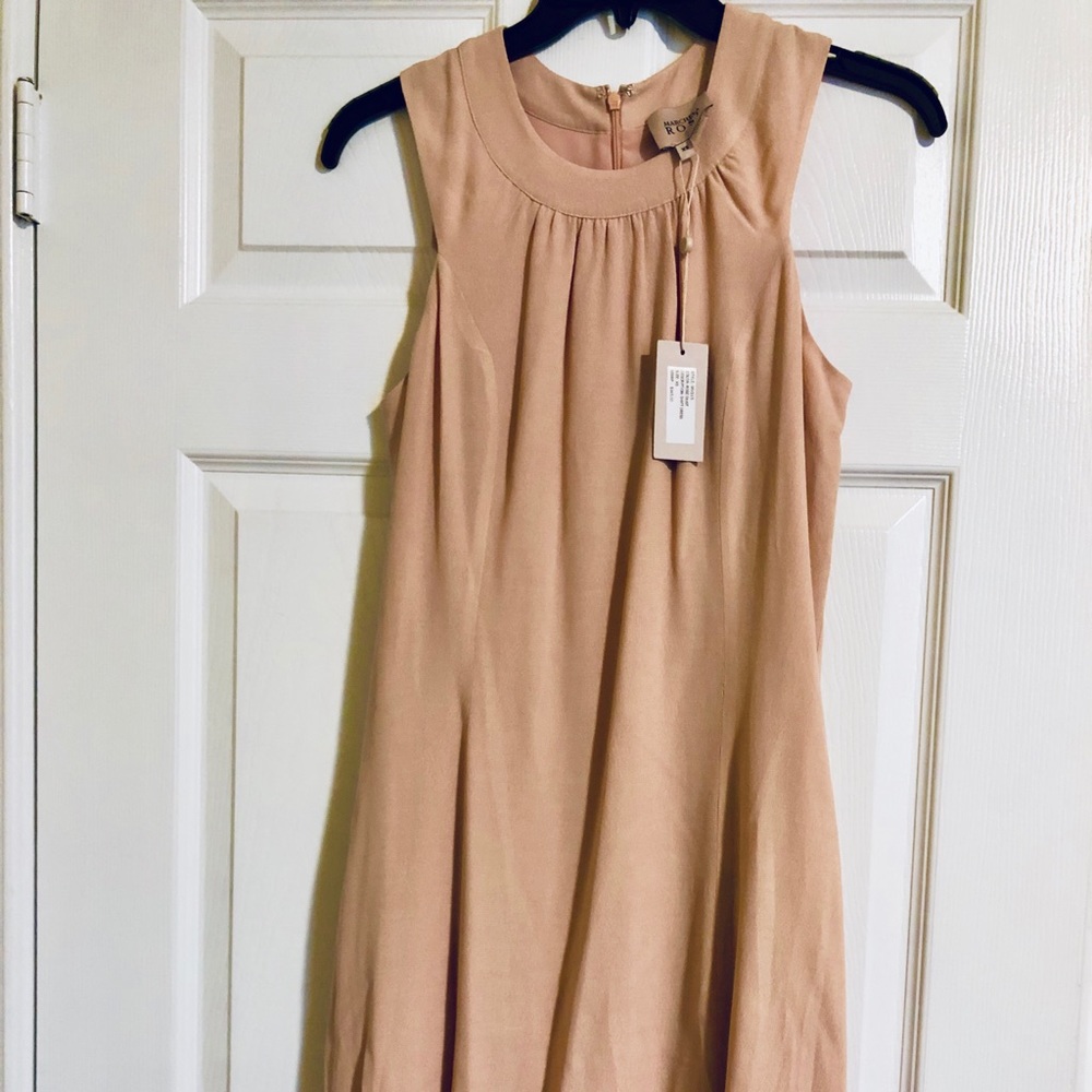 Beautiful peach shift dress
